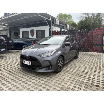 TOYOTA Yaris 1.5 Hybrid 5...